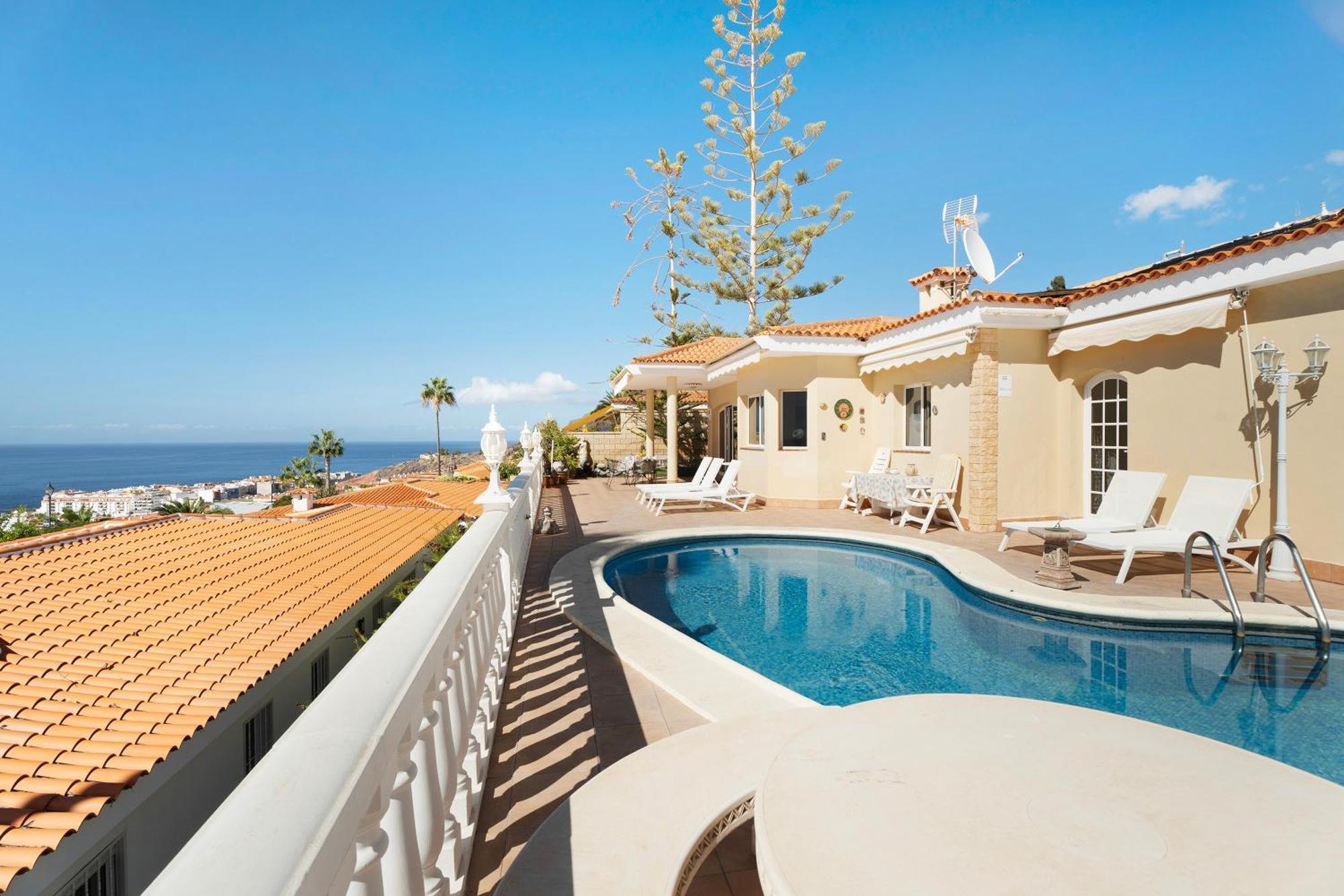 Casa Carla Private, Pool, Air By Paramount Holidays Puerto de Santiago  Dış mekan fotoğraf